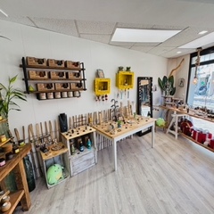 Intérieur boutique Lulu, nos créations bijoux et accessoires
